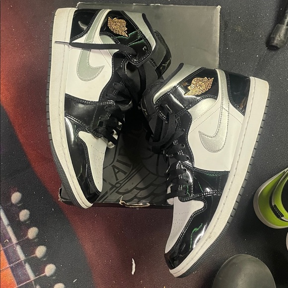 Jordan Women’s  Black and White High-Top Sneakers - Picture 6 of 7